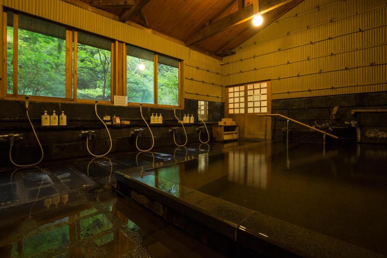 Kurokawa Onsen Oku No Yu Otel Minamioguni Dış mekan fotoğraf