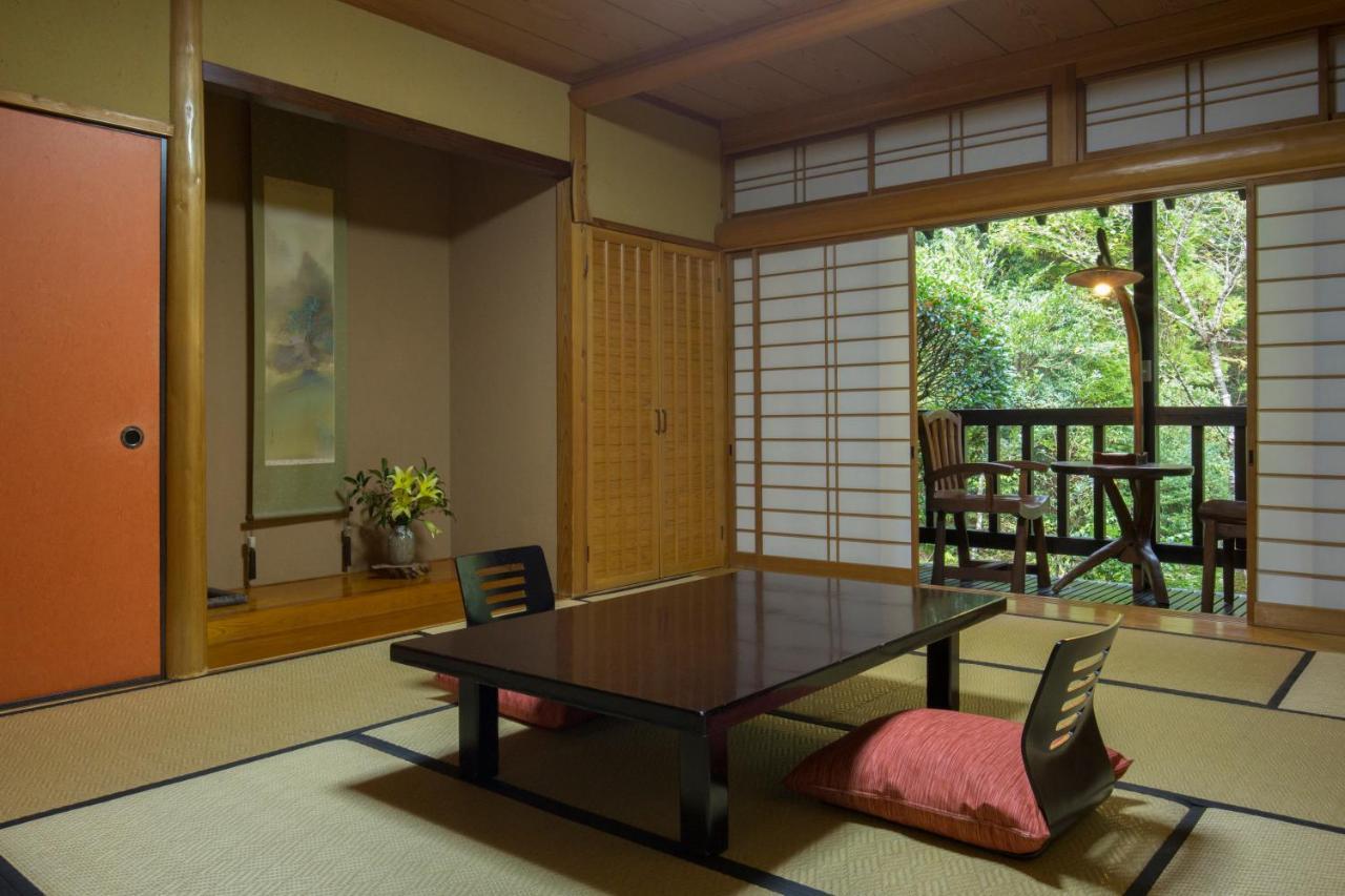 Kurokawa Onsen Oku No Yu Otel Minamioguni Dış mekan fotoğraf
