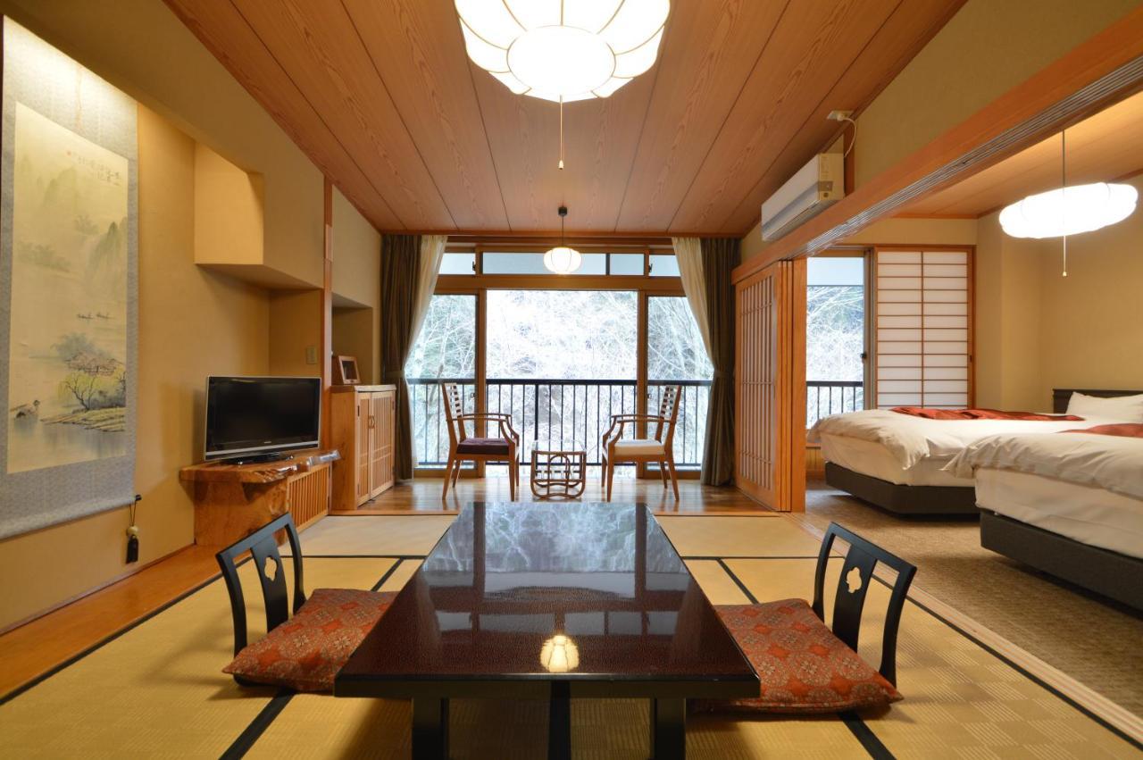 Kurokawa Onsen Oku No Yu Otel Minamioguni Dış mekan fotoğraf