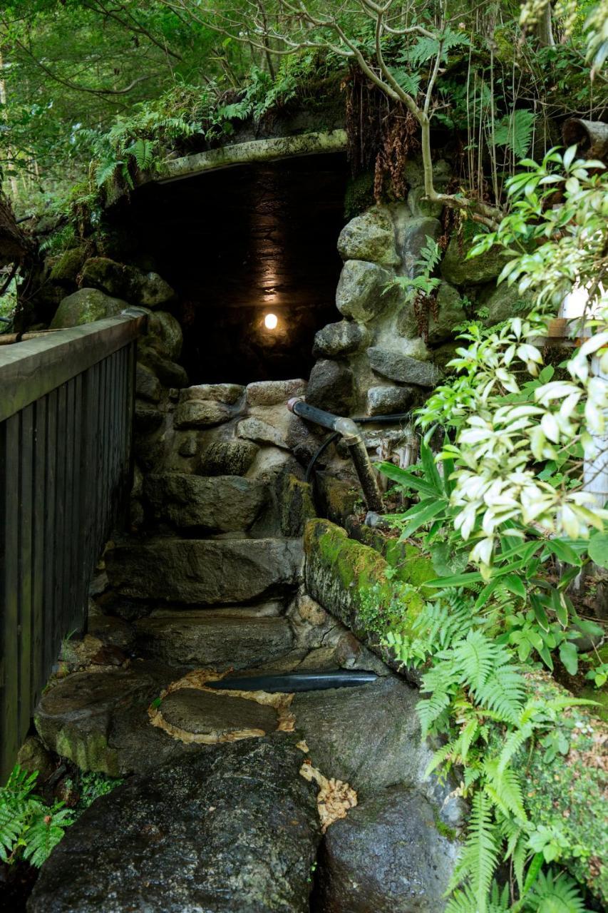 Kurokawa Onsen Oku No Yu Otel Minamioguni Dış mekan fotoğraf